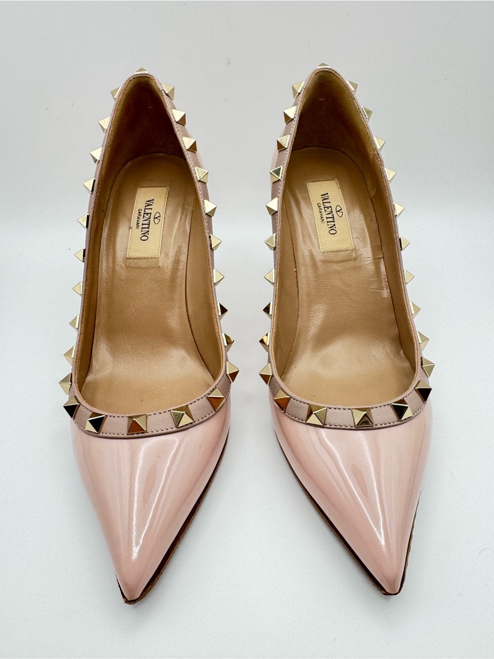 Valentino Garavani Rockstud Pumps Nude Pink Patent Leather Heels EU 36.5